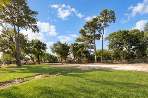 10242 Ivyridge Rd, Houston, TX 77043