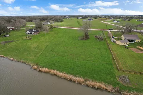708 Winchester Trl, Angleton, TX 77515