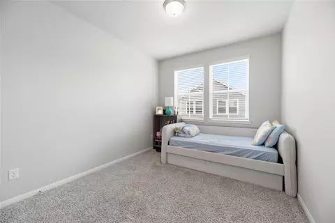 Bedroom - 3119 Cloud Forest Ln, Houston, TX 77080 photo 3 of 3