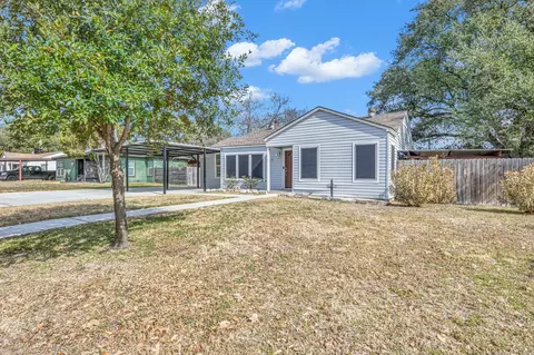 1517 Oakview St, Bryan, TX 77802