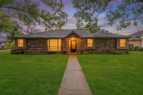 2503 Parkway Ave, Rosenberg, TX 77471