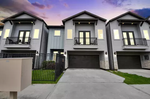 3305 Daphne St, Houston, TX 77021