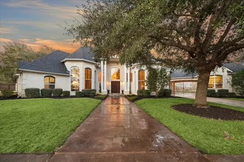 7843 Lakebrook Dr, Missouri City, TX 77459