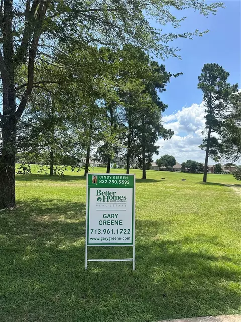 211 Sunnyvale E, Montgomery, TX 77356