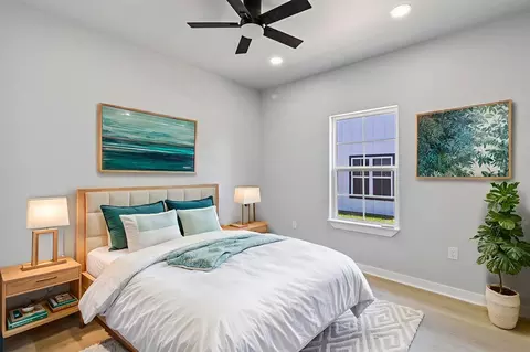 Bedroom - 599 Bridgeview Dr, Onalaska, TX 77360 photo 4 of 6
