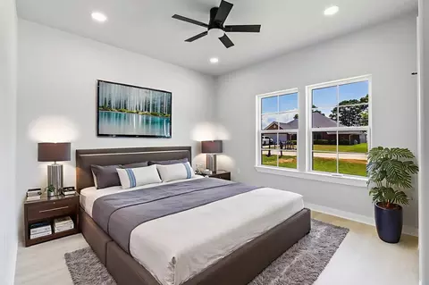 Bedroom - 599 Bridgeview Dr, Onalaska, TX 77360 photo 2 of 6