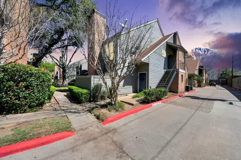 6601 Sands Point Dr #30, Houston, TX 77074