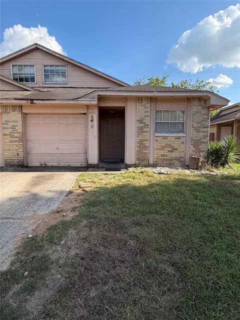 6905 Greenyard Dr, Houston, TX 77086