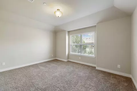 Bedroom - 9022 Centennial Dr, Conroe, TX 77384 photo 3 of 3
