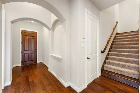 Entry Way - 9022 Centennial Dr, Conroe, TX 77384 photo 1 of 4