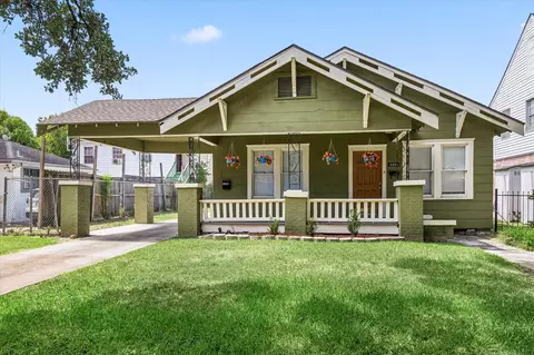 4406 Clay St, Houston, TX 77023