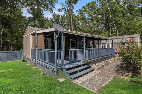 156 Ramblewood, Livingston, TX 77351