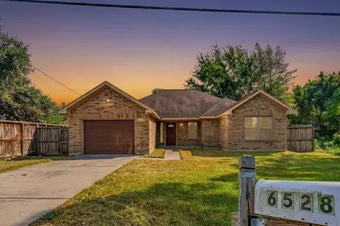 6528 Utah St, Houston, TX 77091