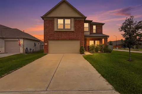 128 Shining Point Dr, Waller, TX 77484