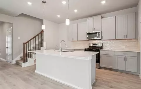 5113 Redbud Valley Dr, Pearland, TX 77584