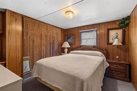 Bedroom - 122 N Panuco Dr, Trinity, TX 75862 photo 2 of 3