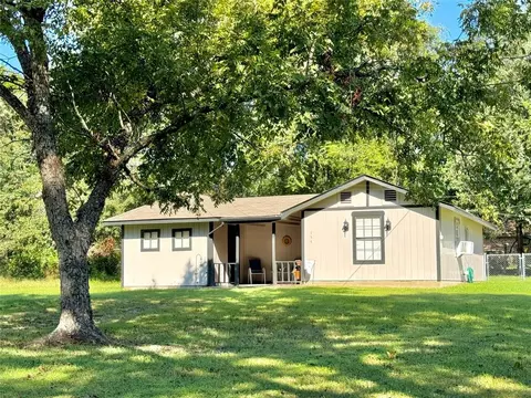 155 Rye St, Trinity, TX 75862 photo 1
