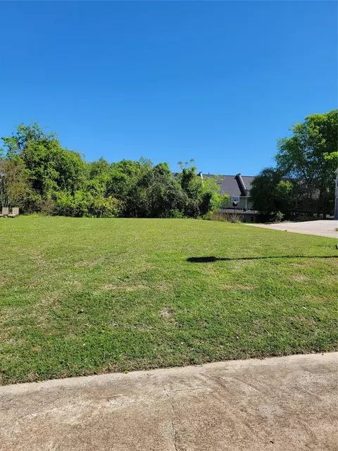 106 Capetown Way, Conroe, TX 77356