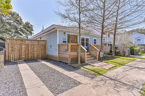 1615 Avenue L, Galveston, TX 77550