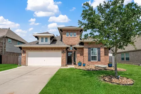 127 Comal Dr, Baytown, TX 77523