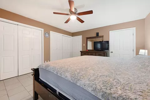 Bedroom - 2218 Cherry Ln, Pasadena, TX 77502 photo 2 of 5