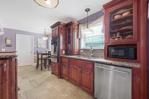 Kitchen - 2218 Cherry Ln, Pasadena, TX 77502 photo 3 of 3