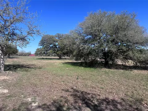 1345 S Fm 155 Rd, La Grange, TX 78945