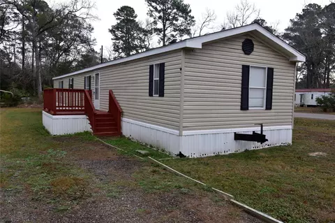 2 Lake View Ln, Huntsville, TX 77340