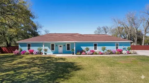 5712 Mentor Dr, Texas City, TX 77591