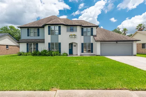 1402 Osborne Dr, Friendswood, TX 77546