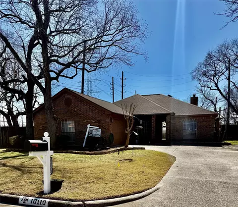 10110 El Chaco St, Baytown, TX 77521