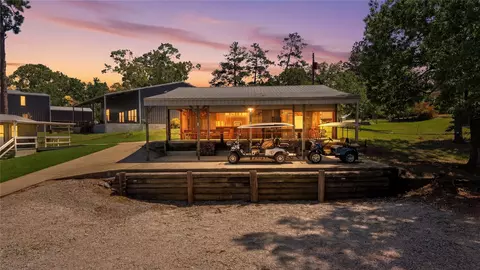 233 Wildbriar Dr, Jasper, TX 75951