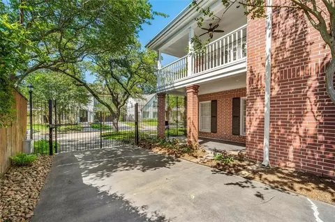 2915 Quenby Ave, West University Place, TX 77005