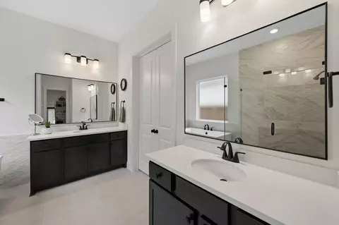 Bath - 28002 Autumn Falls Ct, Spring, TX 77386 photo 4 of 4