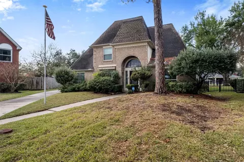 2701 Saint Andrews Pl, League City, TX 77573