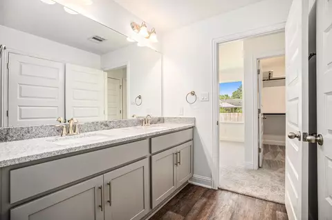 Entry Way - 420 Bryan Way, Angleton, TX 77515 photo 1 of 1