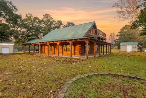 3723 E Fm 256 E, Colmesneil, TX 75938
