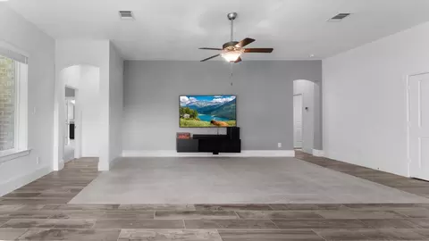 Living - 32001 Birch Briar Ct, Spring, TX 77386 photo 6 of 6
