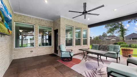 Exterior - 32001 Birch Briar Ct, Spring, TX 77386 photo 4 of 8