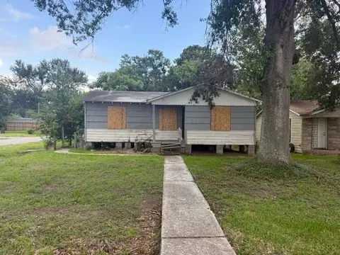 1053 Marjorie St, Houston, TX 77088