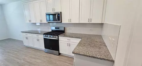 Kitchen - 15000 Rustic Moon Rd, Conroe, TX 77302 photo 3 of 6