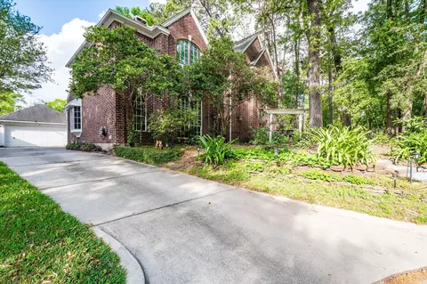 3810 Wildwood Valley Ct, Houston, TX 77345