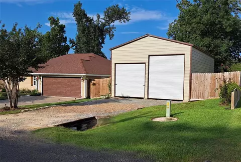 440 Pine Harbor Dr, Onalaska, TX 77360 photo 1