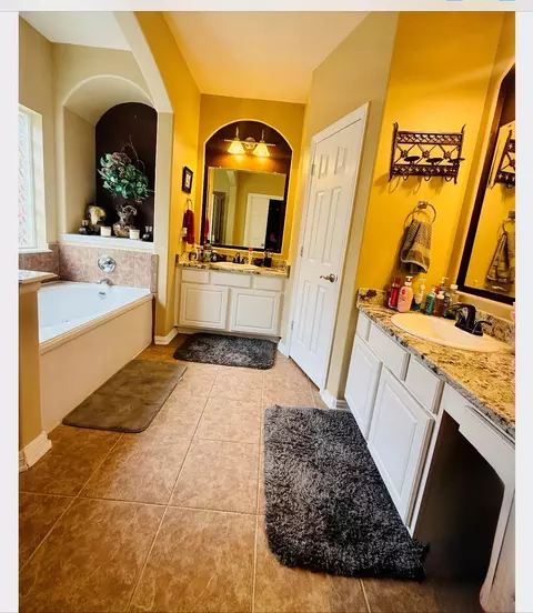 Bath - 3114 Double Jack Ct, Spring, TX 77373 photo 1 of 4