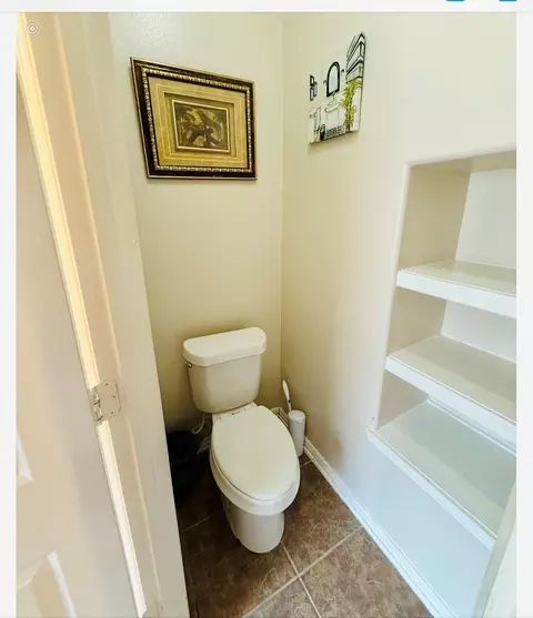 Bath - 3114 Double Jack Ct, Spring, TX 77373 photo 2 of 4