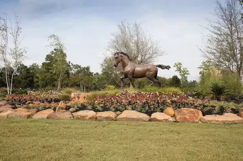 2 Dashingly Ct, Tomball, TX 77377 photo 10