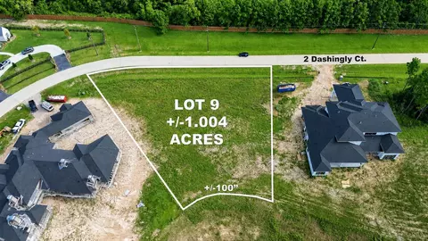2 Dashingly Ct, Tomball, TX 77377 photo 4