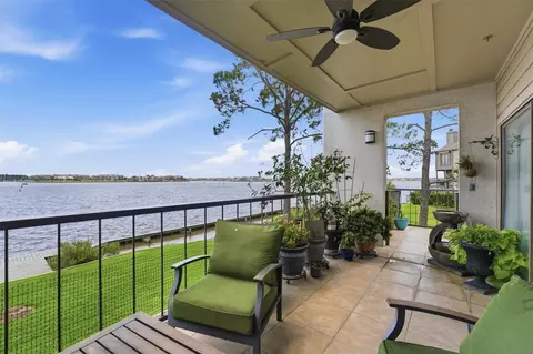 401 Lakeside Ln #113, Houston, TX 77058