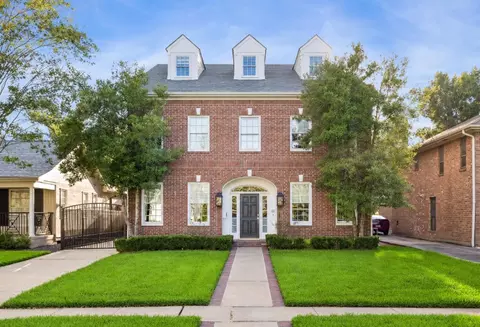6554 Auden St, Southside Place, TX 77005