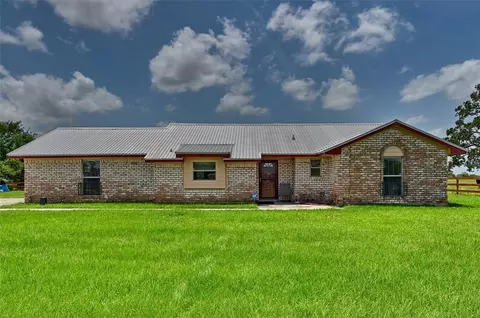 32634 Fm 1736 Rd, Hempstead, TX 77445